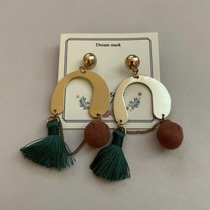 Tassel Fringe Abstract Earrings - New